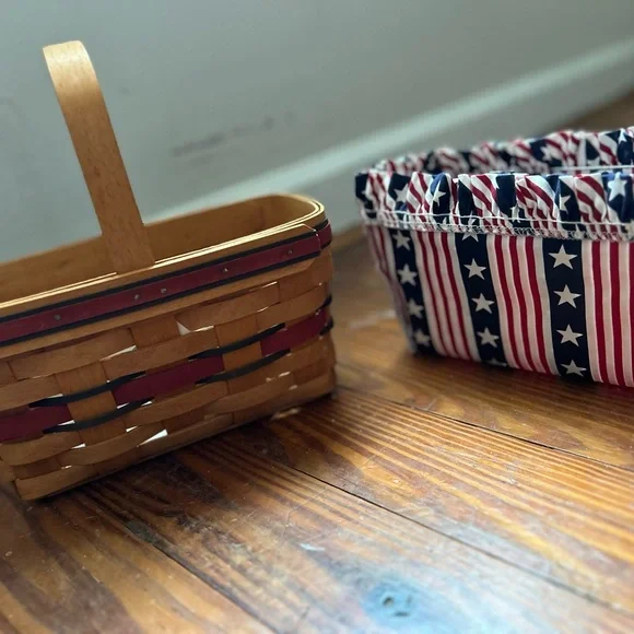 Longaberger 1994 All-American Candle Patriotic Woven Basket with Star Lining - Picture 2 of 4